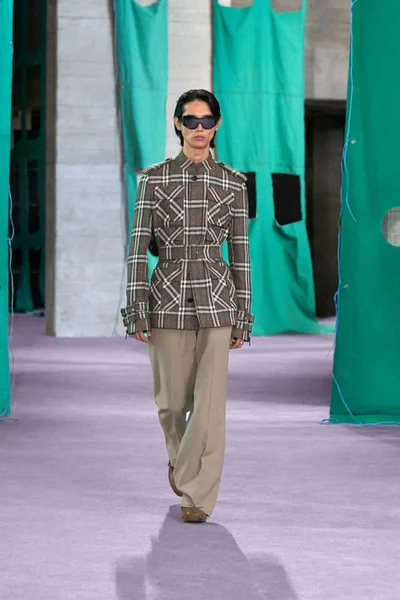 Look 47